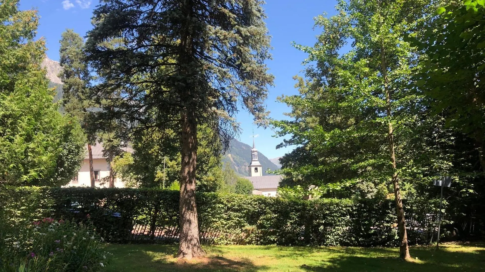 Апартаменты Immeuble Historique Chamonix Centre